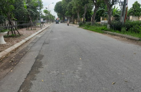 Bán gấp 68m2 MT4m đất phân lô Nam Hồng Đông Anh Hà Nội đường ô tô tránh giá 2 tỷ.